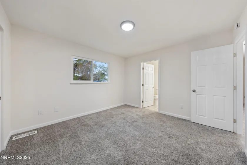 220 6th, Sun Valley, Nevada 89433, 3 Bedrooms Bedrooms, ,2 BathroomsBathrooms,Residential,Residential,6th,250057009
