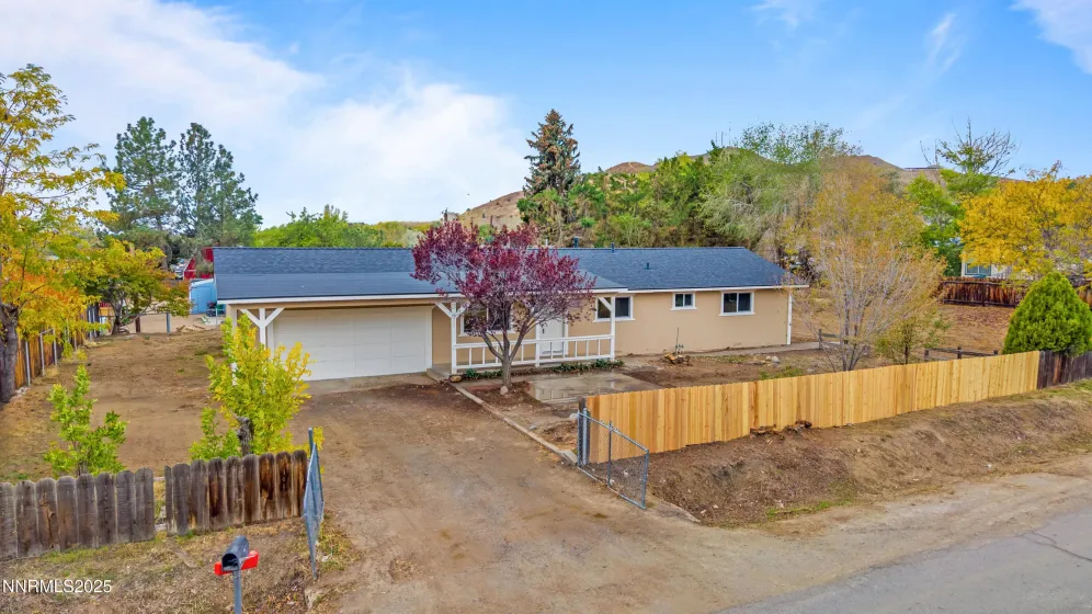 220 6th, Sun Valley, Nevada 89433, 3 Bedrooms Bedrooms, ,2 BathroomsBathrooms,Residential,Residential,6th,250057009