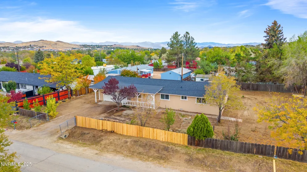 220 6th, Sun Valley, Nevada 89433, 3 Bedrooms Bedrooms, ,2 BathroomsBathrooms,Residential,Residential,6th,250057009