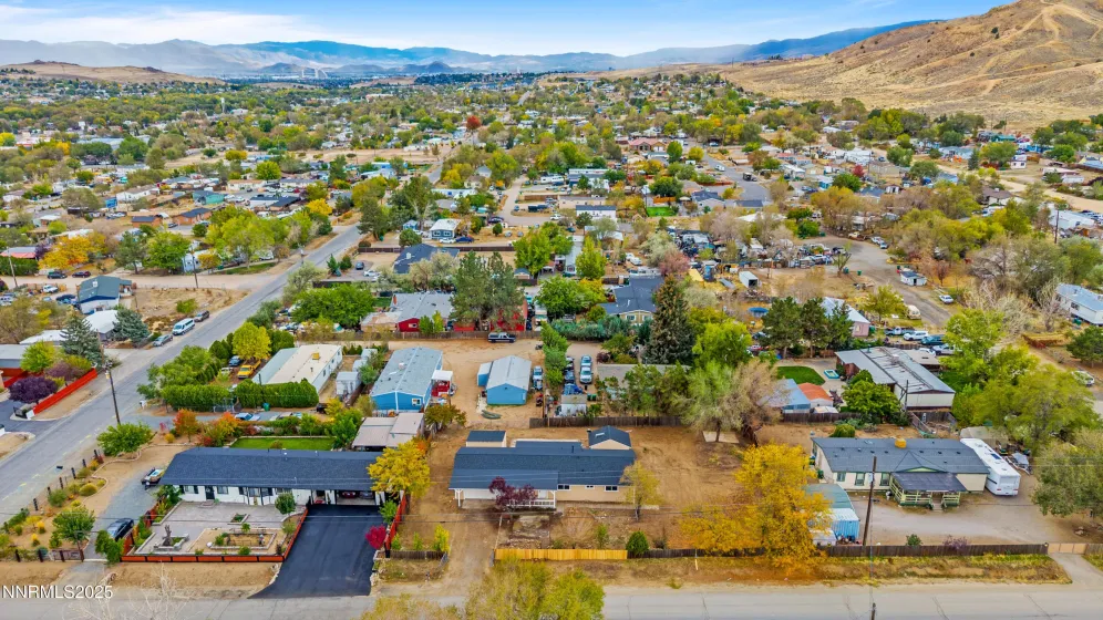 220 6th, Sun Valley, Nevada 89433, 3 Bedrooms Bedrooms, ,2 BathroomsBathrooms,Residential,Residential,6th,250057009