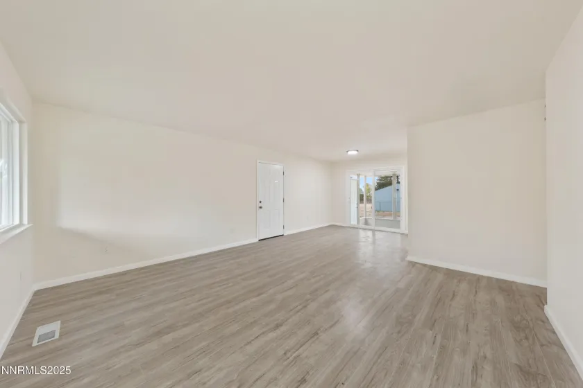 220 6th, Sun Valley, Nevada 89433, 3 Bedrooms Bedrooms, ,2 BathroomsBathrooms,Residential,Residential,6th,250057009