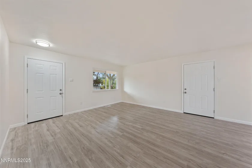 220 6th, Sun Valley, Nevada 89433, 3 Bedrooms Bedrooms, ,2 BathroomsBathrooms,Residential,Residential,6th,250057009