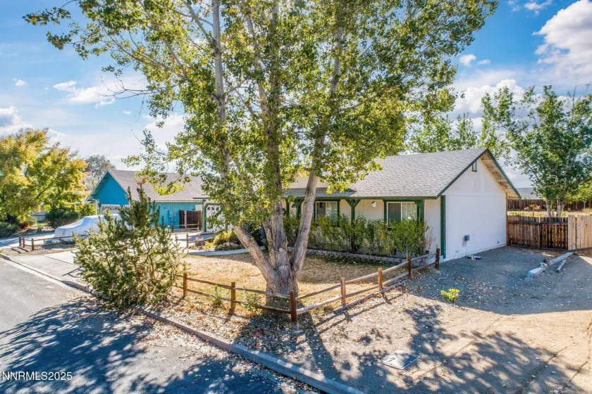 335 Veronica, Sparks, Nevada 89436, 3 Bedrooms Bedrooms, ,2 BathroomsBathrooms,Residential,Residential,Veronica,250057011