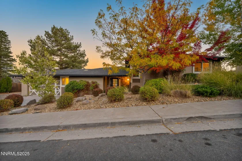 2360 Pioneer, Reno, Nevada 89509, 5 Bedrooms Bedrooms, ,4 BathroomsBathrooms,Residential,Residential,Pioneer,250057015