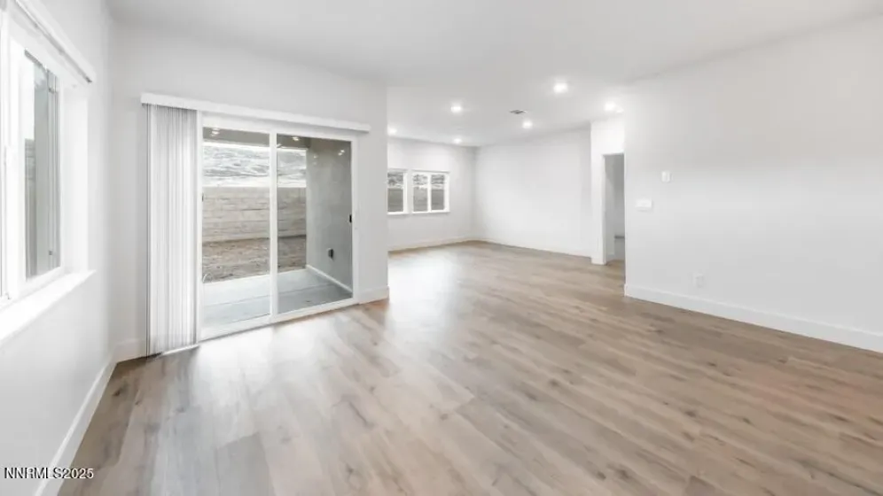 6006 Lazy Meadow, Sparks, Nevada 89436, 4 Bedrooms Bedrooms, ,2 BathroomsBathrooms,Residential,Residential,Lazy Meadow,250057017