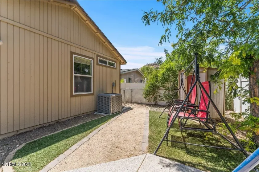 38 Ave De La Argent, Sparks, Nevada 89434, 3 Bedrooms Bedrooms, ,2 BathroomsBathrooms,Residential,Residential,Ave De La Argent,250057019