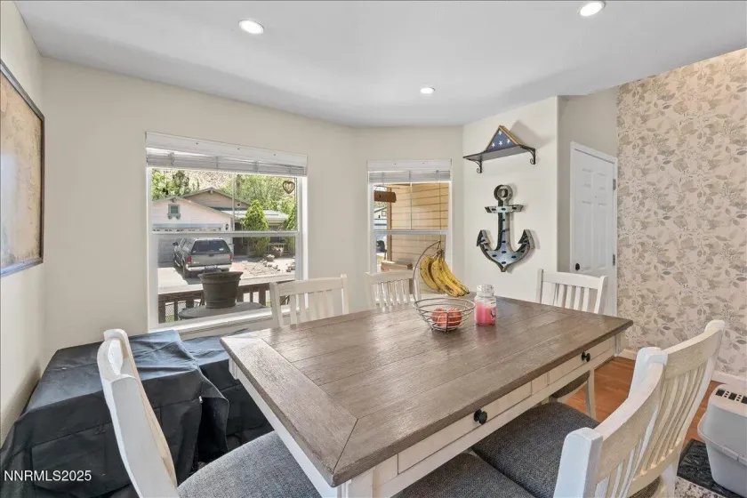 38 Ave De La Argent, Sparks, Nevada 89434, 3 Bedrooms Bedrooms, ,2 BathroomsBathrooms,Residential,Residential,Ave De La Argent,250057019