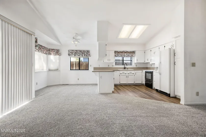 303 Stillwater, Dayton, Nevada 89403, 4 Bedrooms Bedrooms, ,2 BathroomsBathrooms,Residential,Residential,Stillwater,250057021