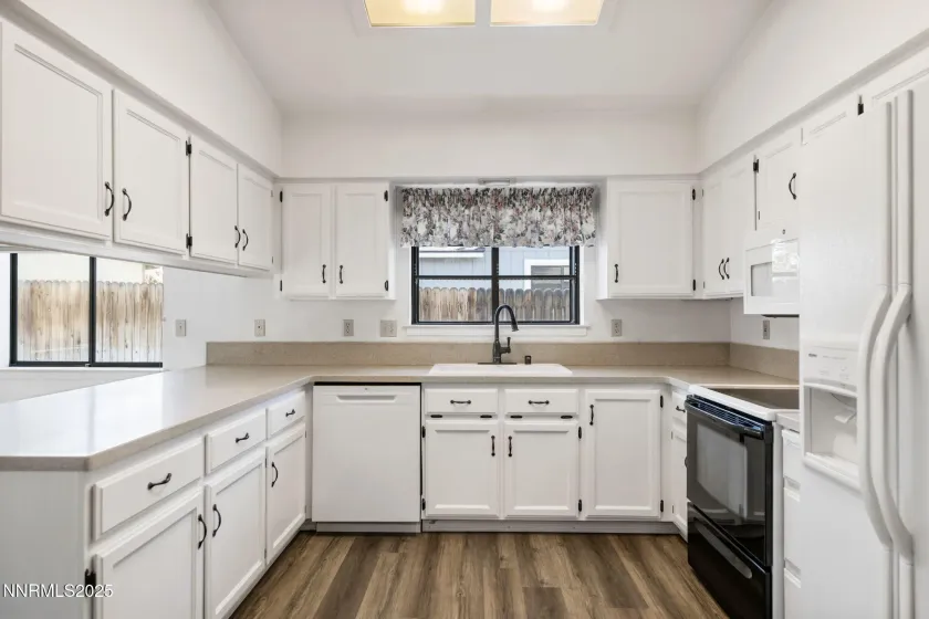 303 Stillwater, Dayton, Nevada 89403, 4 Bedrooms Bedrooms, ,2 BathroomsBathrooms,Residential,Residential,Stillwater,250057021