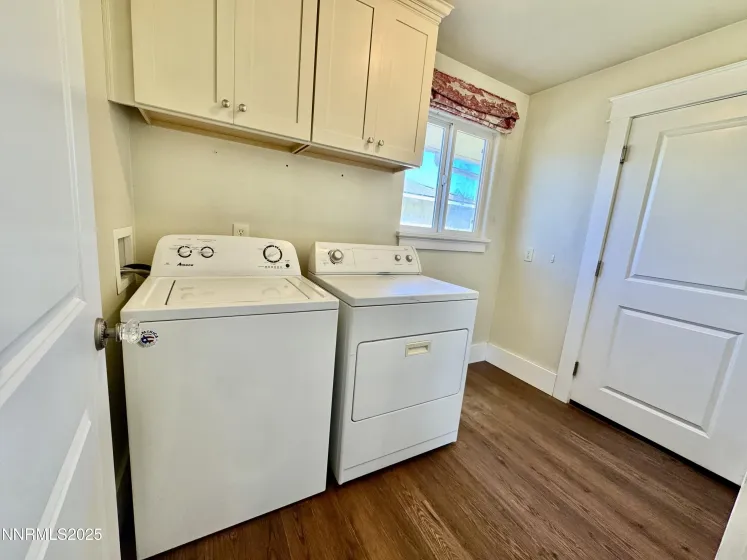 911 Waterloo, Gardnerville, Nevada 89460, 3 Bedrooms Bedrooms, ,2 BathroomsBathrooms,Residential,Residential,Waterloo,250057022