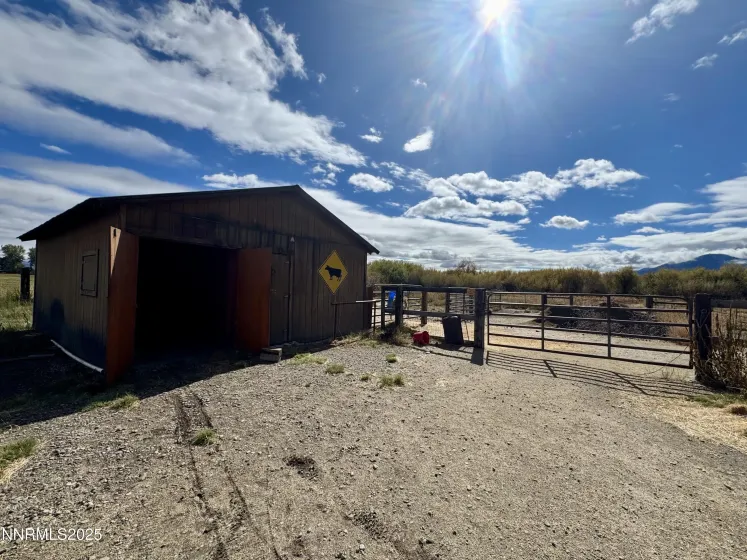 911 Waterloo, Gardnerville, Nevada 89460, 3 Bedrooms Bedrooms, ,2 BathroomsBathrooms,Residential,Residential,Waterloo,250057022