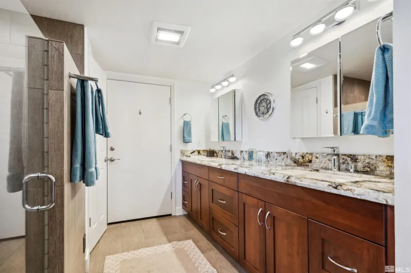 400 Fairview, Incline Village, Nevada 89451, 4 Bedrooms Bedrooms, ,4 BathroomsBathrooms,Residential,Residential,Fairview,250057026