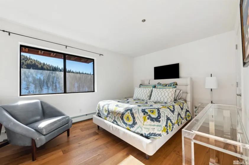 400 Fairview, Incline Village, Nevada 89451, 4 Bedrooms Bedrooms, ,4 BathroomsBathrooms,Residential,Residential,Fairview,250057026