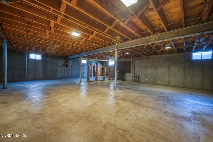 870 Lyman, Reno, Nevada 89509, 4 Bedrooms Bedrooms, ,3 BathroomsBathrooms,Residential,Residential,Lyman,250057028