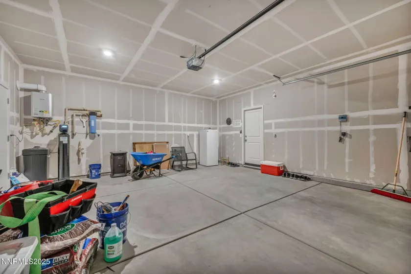 1019 Anthony, Fernley, Nevada 89408, 3 Bedrooms Bedrooms, ,2 BathroomsBathrooms,Residential,Residential,Anthony,250057032