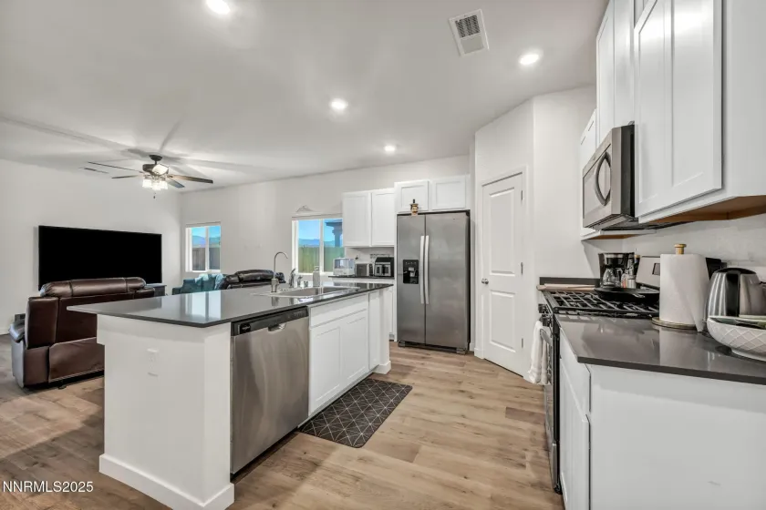 1019 Anthony, Fernley, Nevada 89408, 3 Bedrooms Bedrooms, ,2 BathroomsBathrooms,Residential,Residential,Anthony,250057032