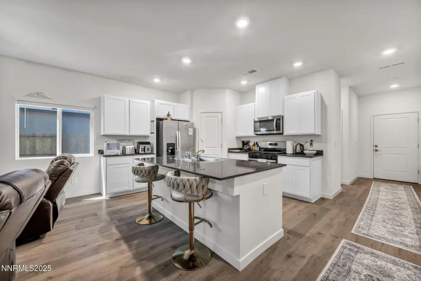 1019 Anthony, Fernley, Nevada 89408, 3 Bedrooms Bedrooms, ,2 BathroomsBathrooms,Residential,Residential,Anthony,250057032