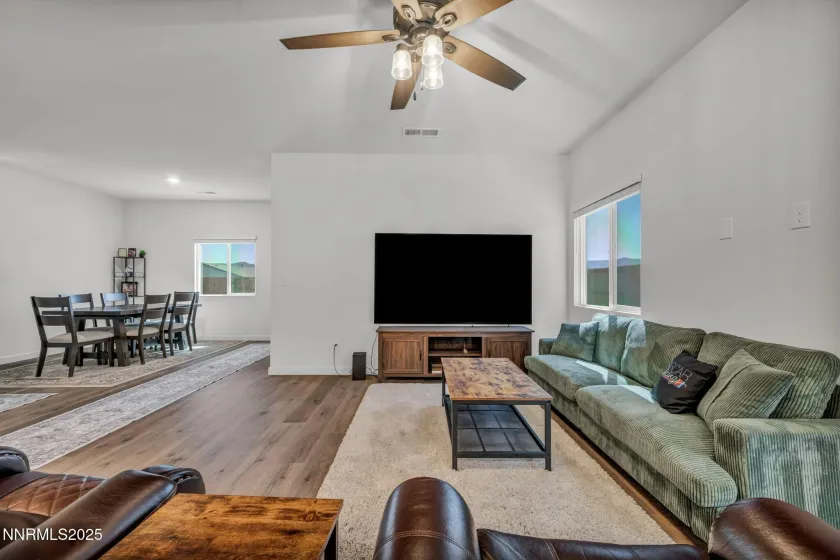 1019 Anthony, Fernley, Nevada 89408, 3 Bedrooms Bedrooms, ,2 BathroomsBathrooms,Residential,Residential,Anthony,250057032