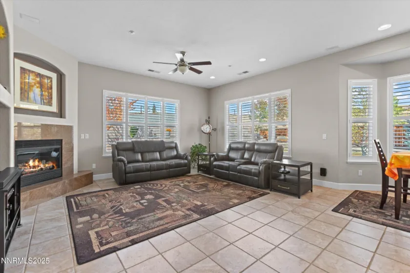 4450 Desert Vista, Sparks, Nevada 89436, 4 Bedrooms Bedrooms, ,3 BathroomsBathrooms,Residential,Residential,Desert Vista,250057034