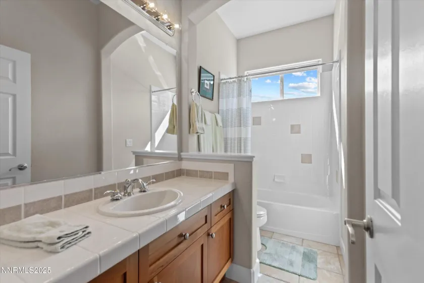 4450 Desert Vista, Sparks, Nevada 89436, 4 Bedrooms Bedrooms, ,3 BathroomsBathrooms,Residential,Residential,Desert Vista,250057034