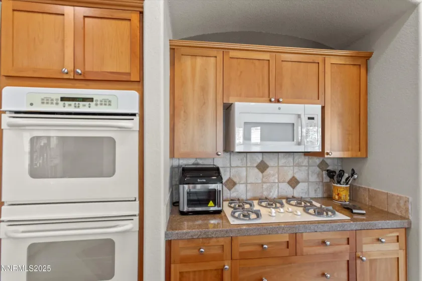 4450 Desert Vista, Sparks, Nevada 89436, 4 Bedrooms Bedrooms, ,3 BathroomsBathrooms,Residential,Residential,Desert Vista,250057034