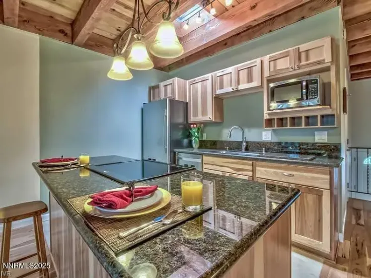 845 Southwood, Incline Village, Nevada 89451, 3 Bedrooms Bedrooms, ,2 BathroomsBathrooms,Residential,Residential,Southwood,250057036