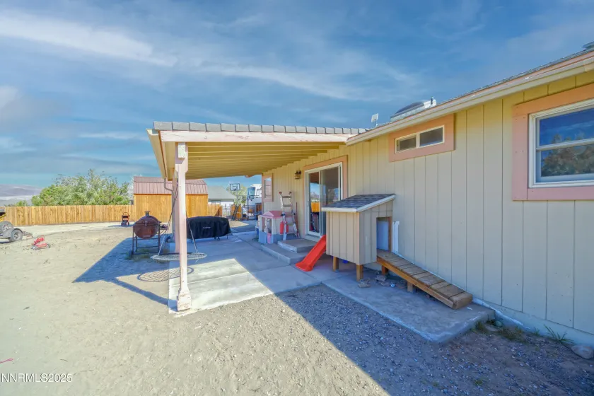 141 Country Ranch, Fernley, Nevada 89408, 3 Bedrooms Bedrooms, ,2 BathroomsBathrooms,Residential,Residential,Country Ranch,250057037