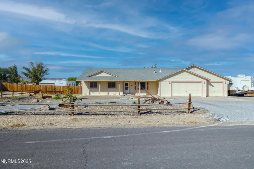141 Country Ranch, Fernley, Nevada 89408, 3 Bedrooms Bedrooms, ,2 BathroomsBathrooms,Residential,Residential,Country Ranch,250057037