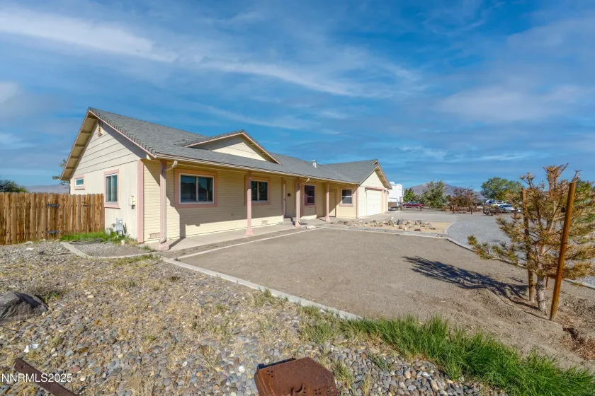 141 Country Ranch, Fernley, Nevada 89408, 3 Bedrooms Bedrooms, ,2 BathroomsBathrooms,Residential,Residential,Country Ranch,250057037
