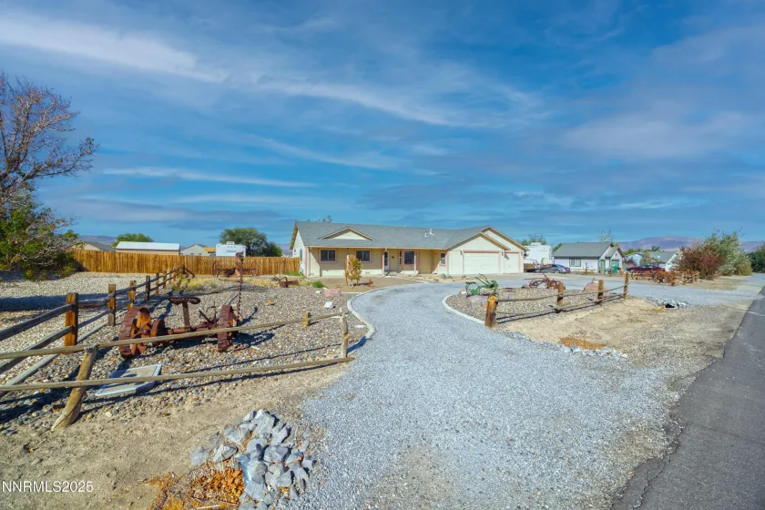 141 Country Ranch, Fernley, Nevada 89408, 3 Bedrooms Bedrooms, ,2 BathroomsBathrooms,Residential,Residential,Country Ranch,250057037