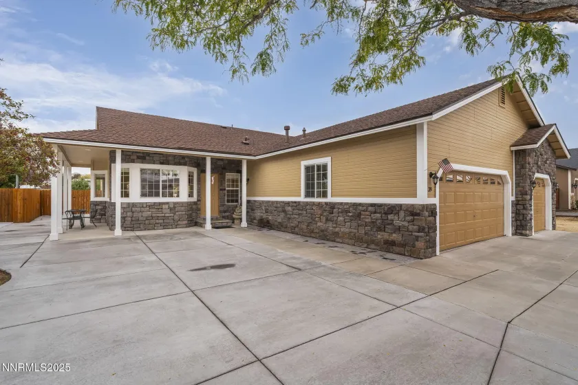 39 Marilyn Mae, Sparks, Nevada 89441, 4 Bedrooms Bedrooms, ,3 BathroomsBathrooms,Residential,Residential,Marilyn Mae,250057038