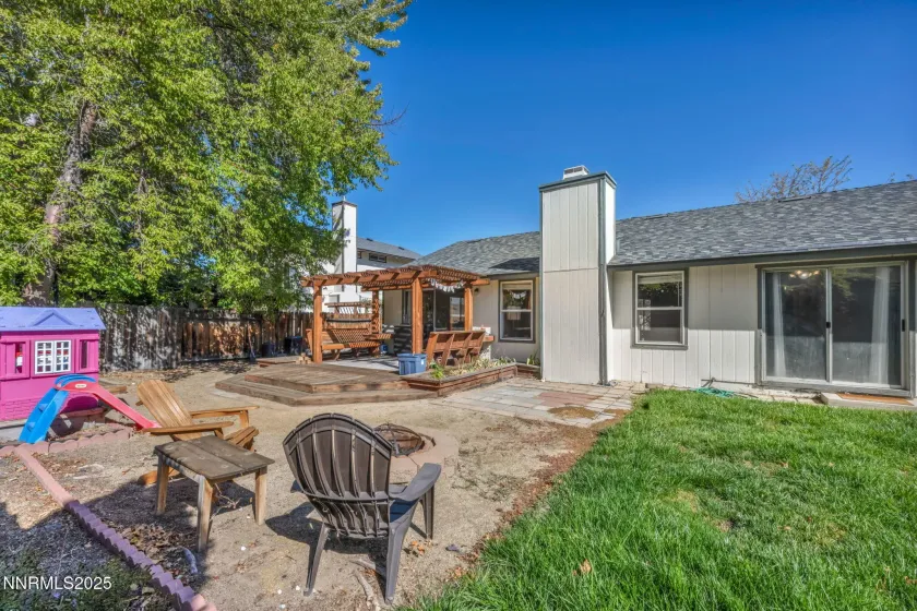 2002 Wabash, Sparks, Nevada 89434, 4 Bedrooms Bedrooms, ,2 BathroomsBathrooms,Residential,Residential,Wabash,250057039