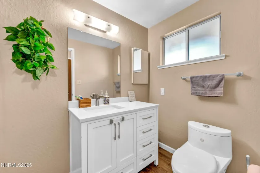 2002 Wabash, Sparks, Nevada 89434, 4 Bedrooms Bedrooms, ,2 BathroomsBathrooms,Residential,Residential,Wabash,250057039