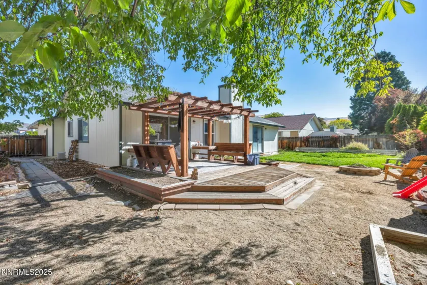 2002 Wabash, Sparks, Nevada 89434, 4 Bedrooms Bedrooms, ,2 BathroomsBathrooms,Residential,Residential,Wabash,250057039