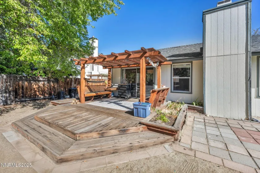 2002 Wabash, Sparks, Nevada 89434, 4 Bedrooms Bedrooms, ,2 BathroomsBathrooms,Residential,Residential,Wabash,250057039