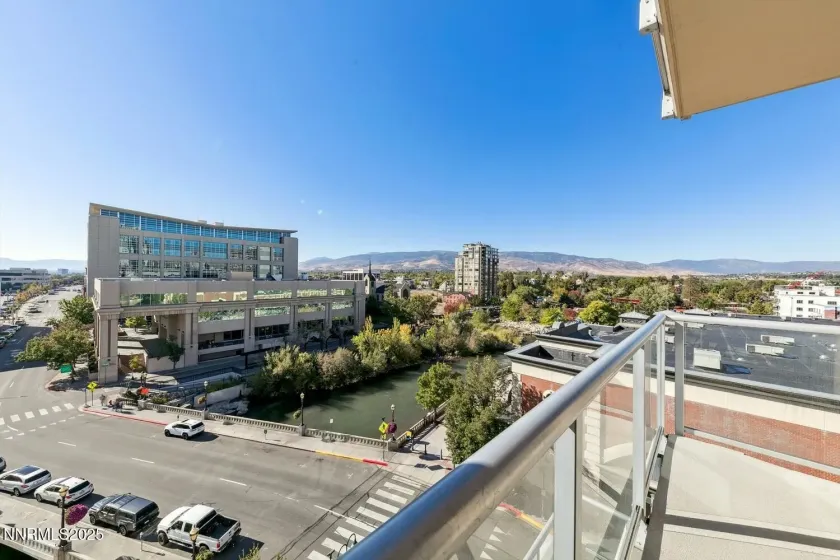 50 Sierra, Reno, Nevada 89501, 2 Bedrooms Bedrooms, ,2 BathroomsBathrooms,Residential,Residential,Sierra,250057041