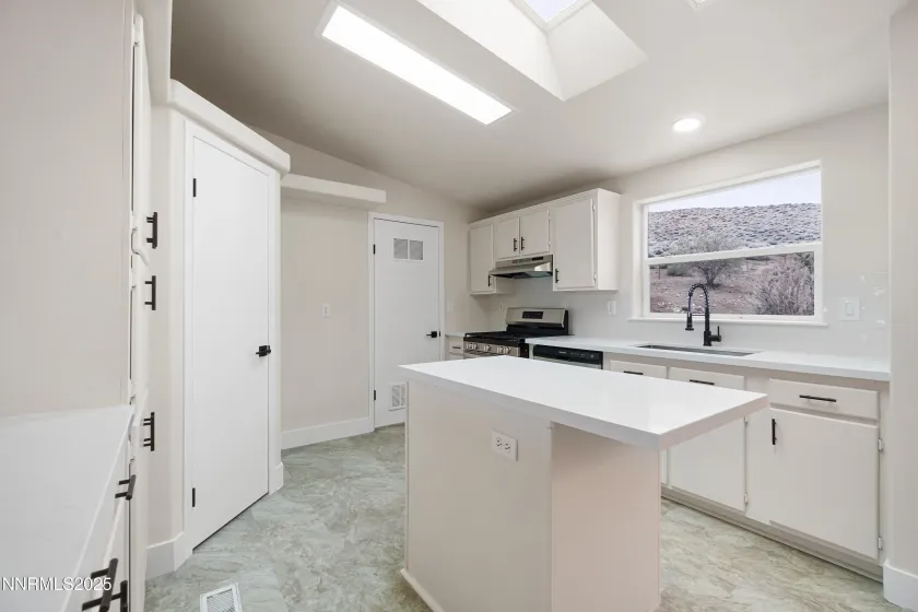 5415 Peek, Silver Springs, Nevada 89429, 3 Bedrooms Bedrooms, ,2 BathroomsBathrooms,Residential,Residential,Peek,250057043