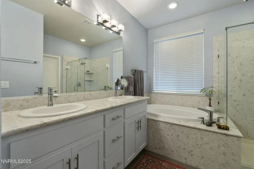 2117 Tara Ridge, Reno, Nevada 89523, 4 Bedrooms Bedrooms, ,3 BathroomsBathrooms,Residential,Residential,Tara Ridge,250057046
