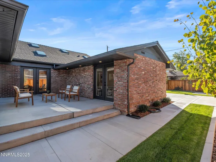 1245 Sharon, Reno, Nevada 89509, 4 Bedrooms Bedrooms, ,3 BathroomsBathrooms,Residential,Residential,Sharon,250057048
