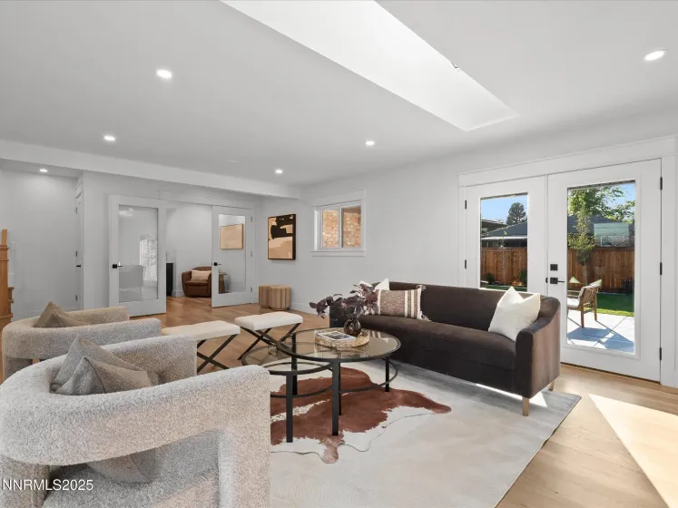 1245 Sharon, Reno, Nevada 89509, 4 Bedrooms Bedrooms, ,3 BathroomsBathrooms,Residential,Residential,Sharon,250057048
