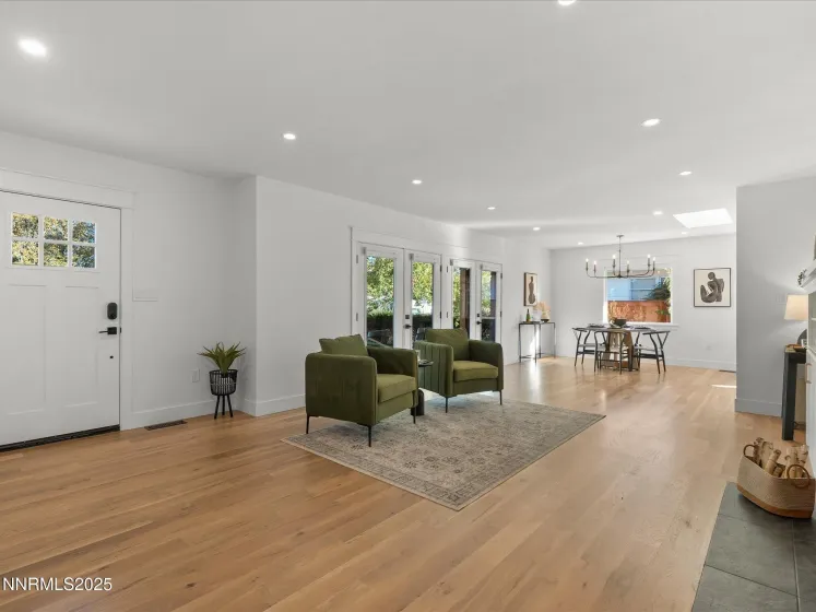 1245 Sharon, Reno, Nevada 89509, 4 Bedrooms Bedrooms, ,3 BathroomsBathrooms,Residential,Residential,Sharon,250057048