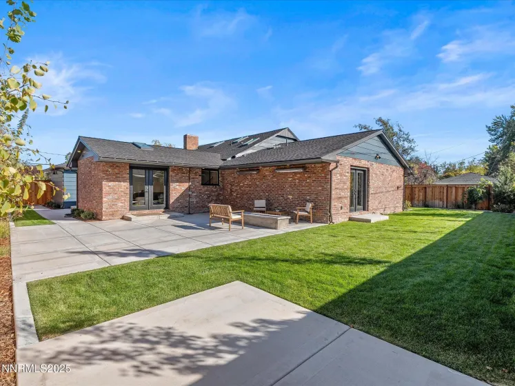 1245 Sharon, Reno, Nevada 89509, 4 Bedrooms Bedrooms, ,3 BathroomsBathrooms,Residential,Residential,Sharon,250057048