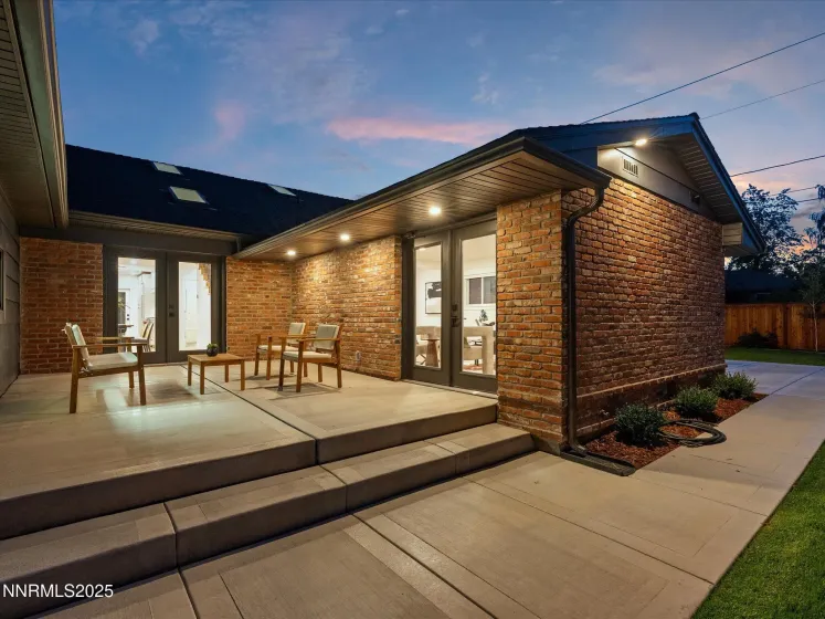 1245 Sharon, Reno, Nevada 89509, 4 Bedrooms Bedrooms, ,3 BathroomsBathrooms,Residential,Residential,Sharon,250057048