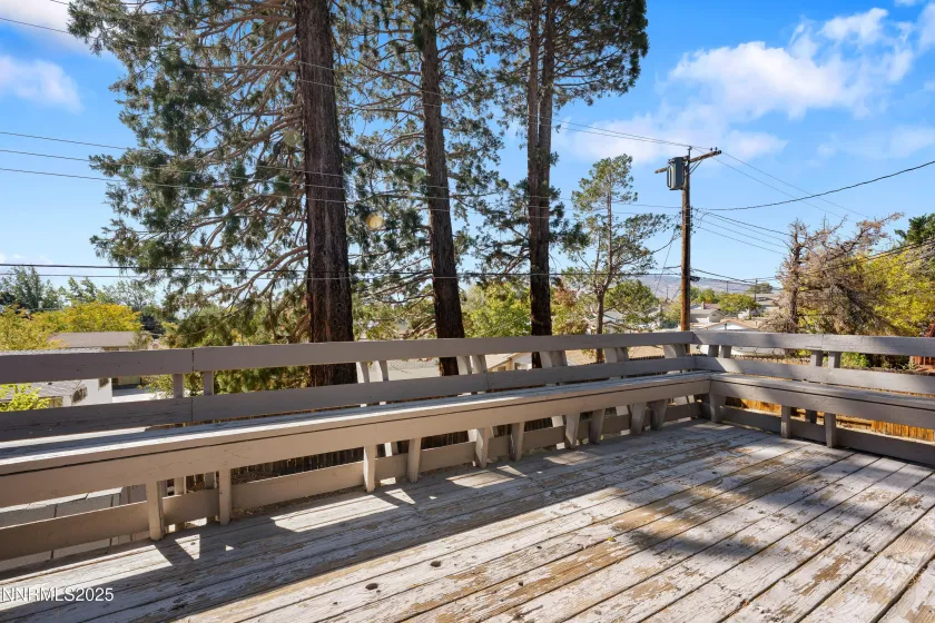 2070 7th, Reno, Nevada 89503, 5 Bedrooms Bedrooms, ,3 BathroomsBathrooms,Residential,Residential,7th,250057049