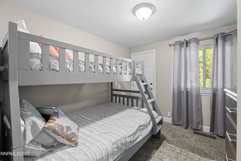 2070 7th, Reno, Nevada 89503, 5 Bedrooms Bedrooms, ,3 BathroomsBathrooms,Residential,Residential,7th,250057049