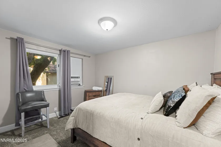 2070 7th, Reno, Nevada 89503, 5 Bedrooms Bedrooms, ,3 BathroomsBathrooms,Residential,Residential,7th,250057049