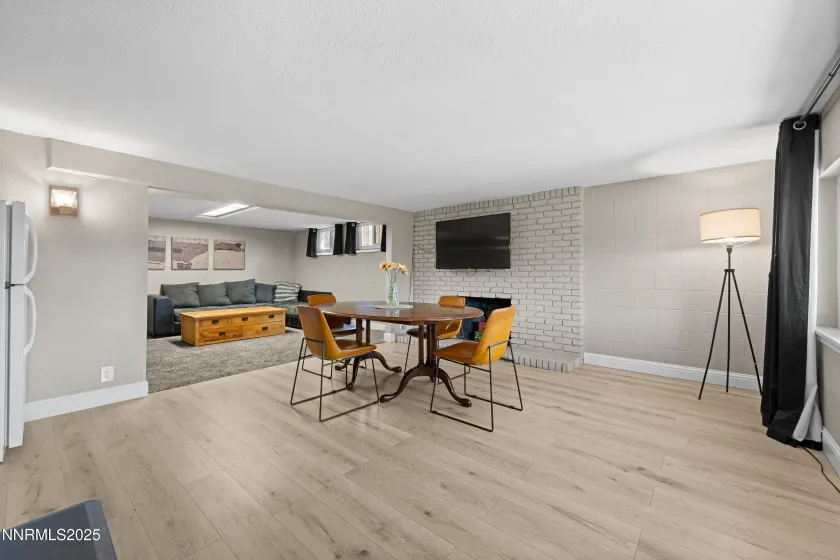 2070 7th, Reno, Nevada 89503, 5 Bedrooms Bedrooms, ,3 BathroomsBathrooms,Residential,Residential,7th,250057049