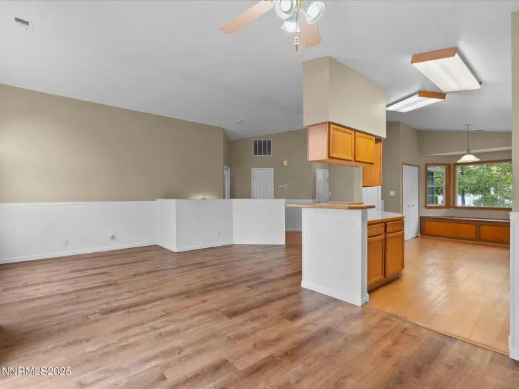 732 Talus, Reno, Nevada 89503, 4 Bedrooms Bedrooms, ,3 BathroomsBathrooms,Residential,Residential,Talus,250057051