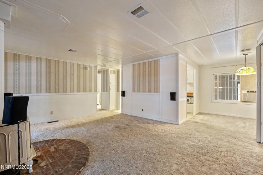 180 Staci, Sun Valley, Nevada 89433, 2 Bedrooms Bedrooms, ,2 BathroomsBathrooms,Residential,Residential,Staci,250057055
