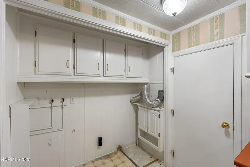 180 Staci, Sun Valley, Nevada 89433, 2 Bedrooms Bedrooms, ,2 BathroomsBathrooms,Residential,Residential,Staci,250057055